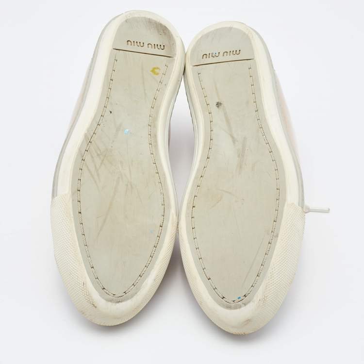 Pre Owned Miu Miu Beige Patent Leather Metal Cap Toe Low Top Sneakers Size 35
