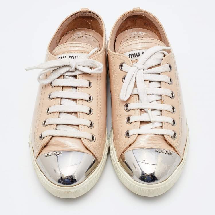 Pre Owned Miu Miu Beige Patent Leather Metal Cap Toe Low Top Sneakers Size 35