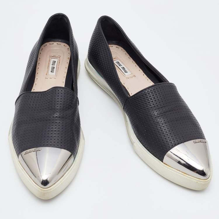 Pre Owned Miu Miu Black Leather Metal Cap-Toe Slip-On Sneakers Size 40.5