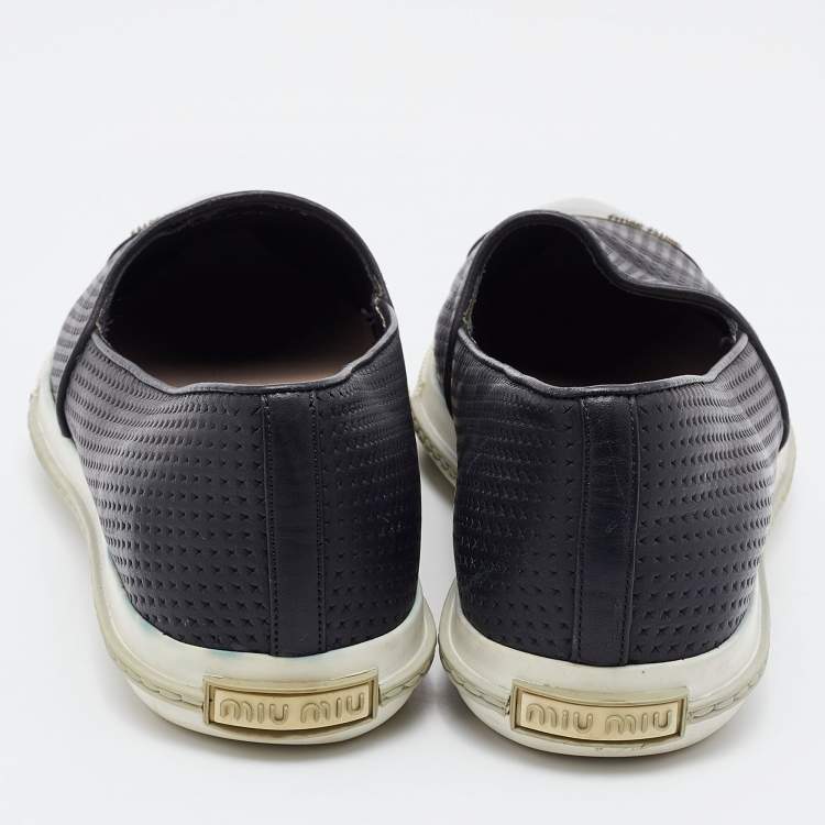 Pre Owned Miu Miu Black Leather Metal Cap-Toe Slip-On Sneakers Size 40.5