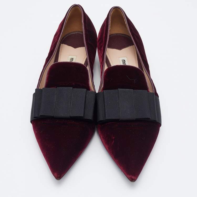 Pre Owned Miu Miu Burgundy/Black Velvet Bow Ballet Flats Size 39