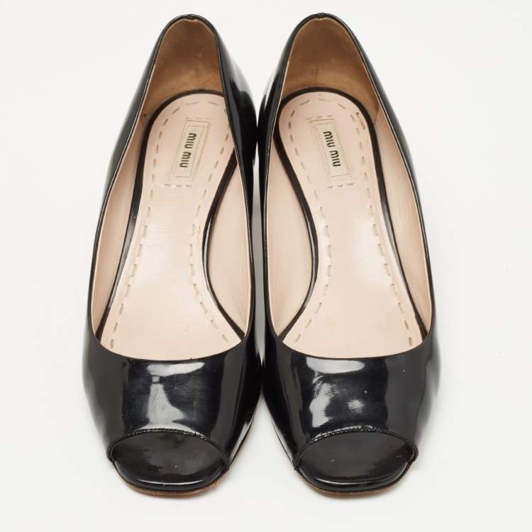 Pre Owned Miu Miu Black Patent Leather Block Heel Peep Toe Pumps Size 41.5