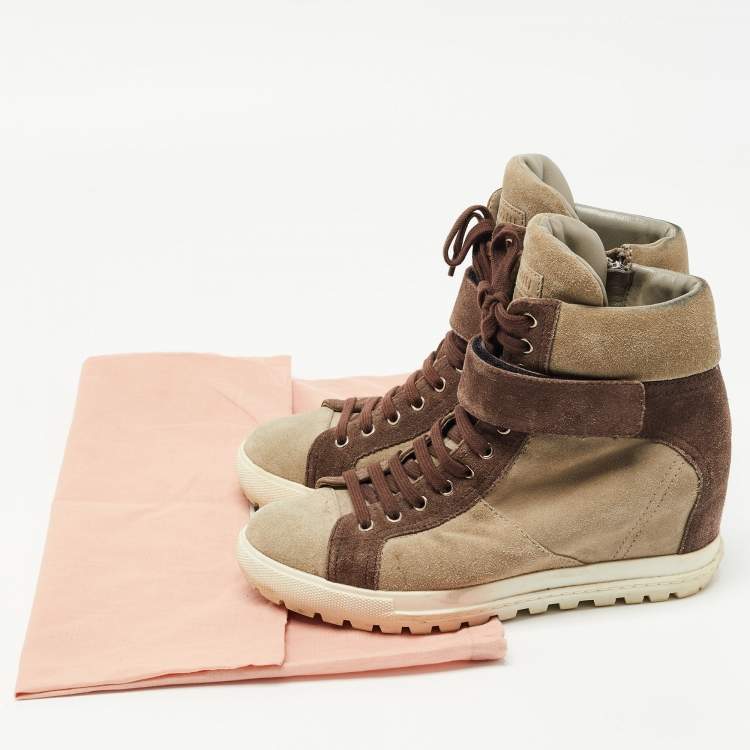 مملوكة مسبقًا Miu Miu Brown/Grey Suede Ankle Length Boots Size 37