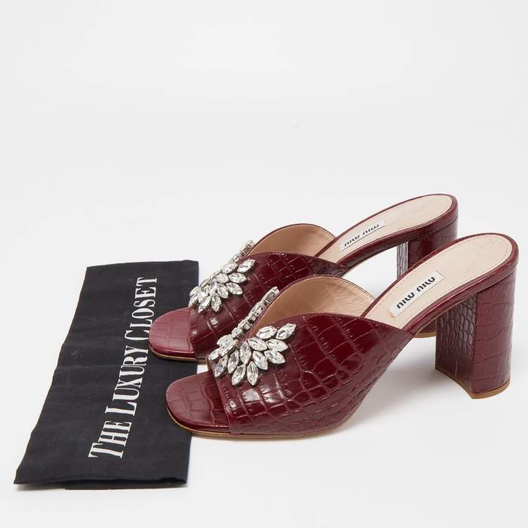 Pre Owned Miu Miu Burgundy Croc Embossed Leather Crystal Slides  Size 39