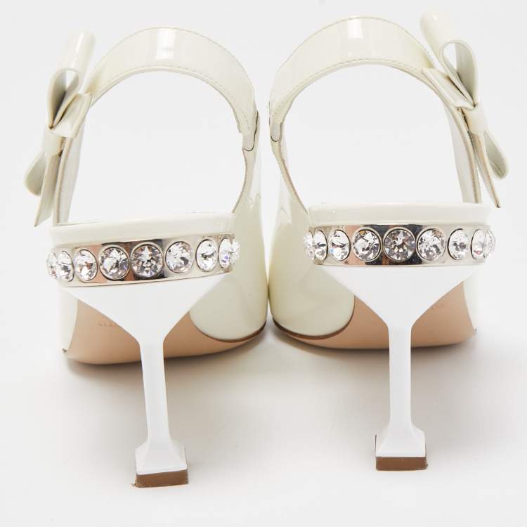 Pre Owned Miu Miu Cream Patent Leather Slingback Sandals Size 36.5