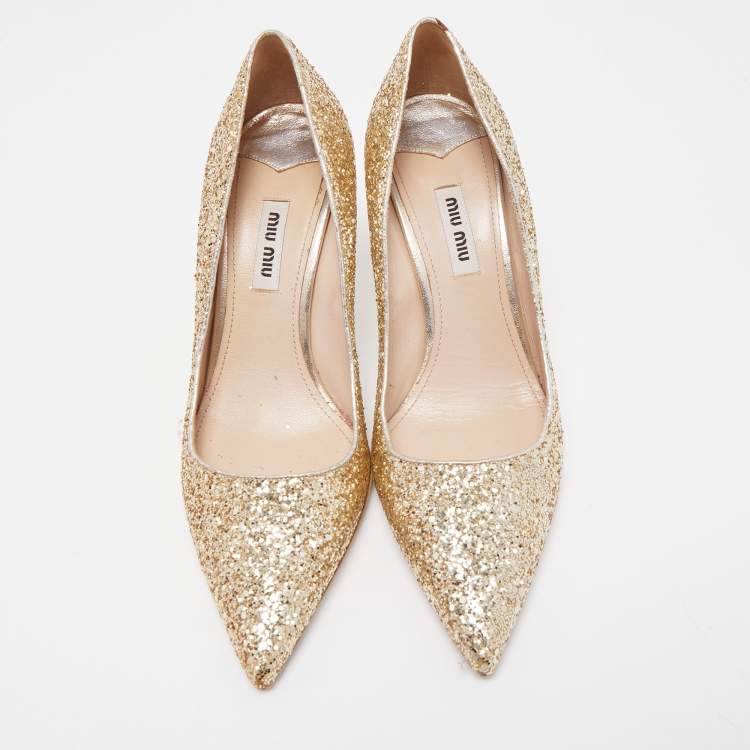 Pre Owned Miu Miu Gold Glitter Pointed Toe Pumps Size 38