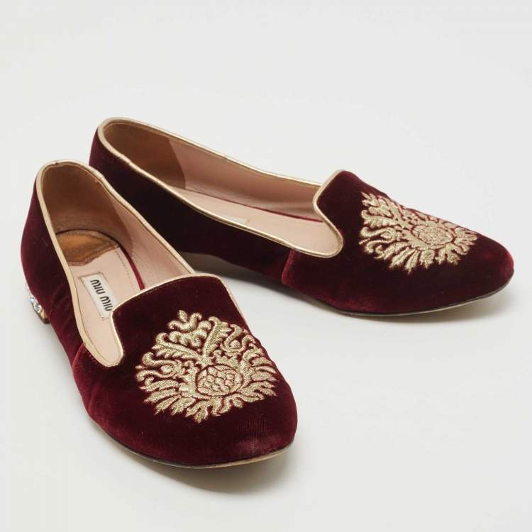 Pre Owned Miu Miu Burgundy Velvet Crest Embroidered Smoking Slippers Size 35.5
