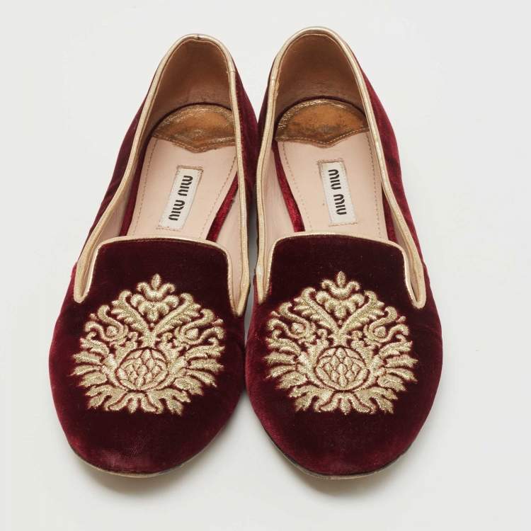 Pre Owned Miu Miu Burgundy Velvet Crest Embroidered Smoking Slippers Size 35.5