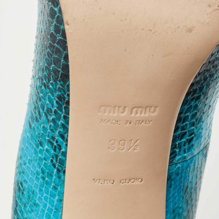 Pre Owned Miu Miu Blue/Black Embossed Snakeskin Pointed Toe Pumps Size 39.5