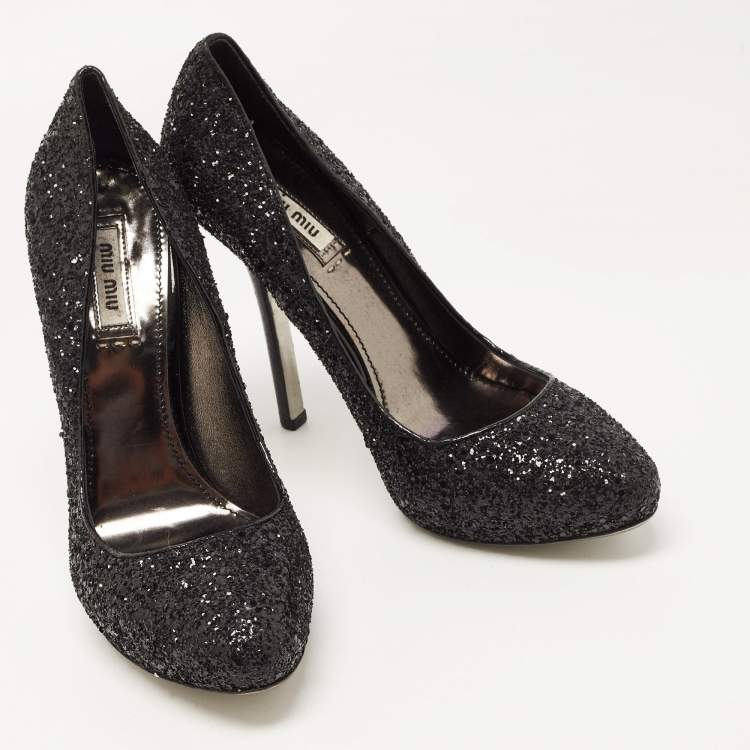 Pre Owned Miu Miu Black Glitter Round Toe Pumps Size 38