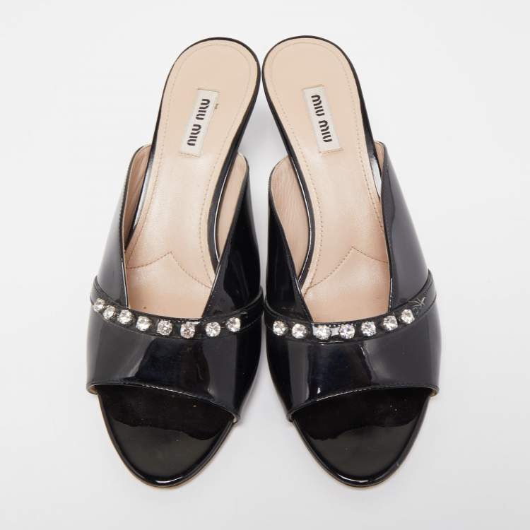 Pre Owned Miu Miu Black Patent Leather Crystal Embellished Open Toe Mules Size 39