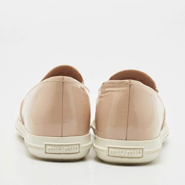 Pre Owned Miu Miu Beige Patent Leather Crystal Embellished Cap Toe Slip On Sneakers Size 38