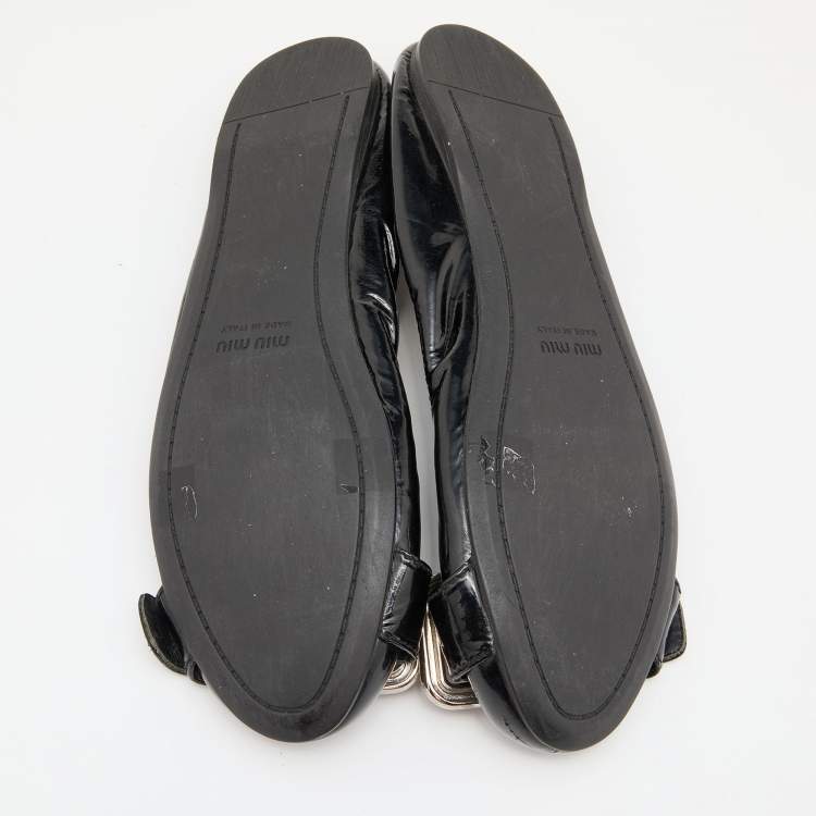 Pre Owned Miu Miu Black Patent Leather Scrunch Buckle Ballet Flats Size 38.5