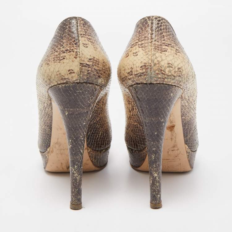 Pre Owned Miu Miu Cream/Brown Snakeskin Embossed Leather Platform Pumps Size 37