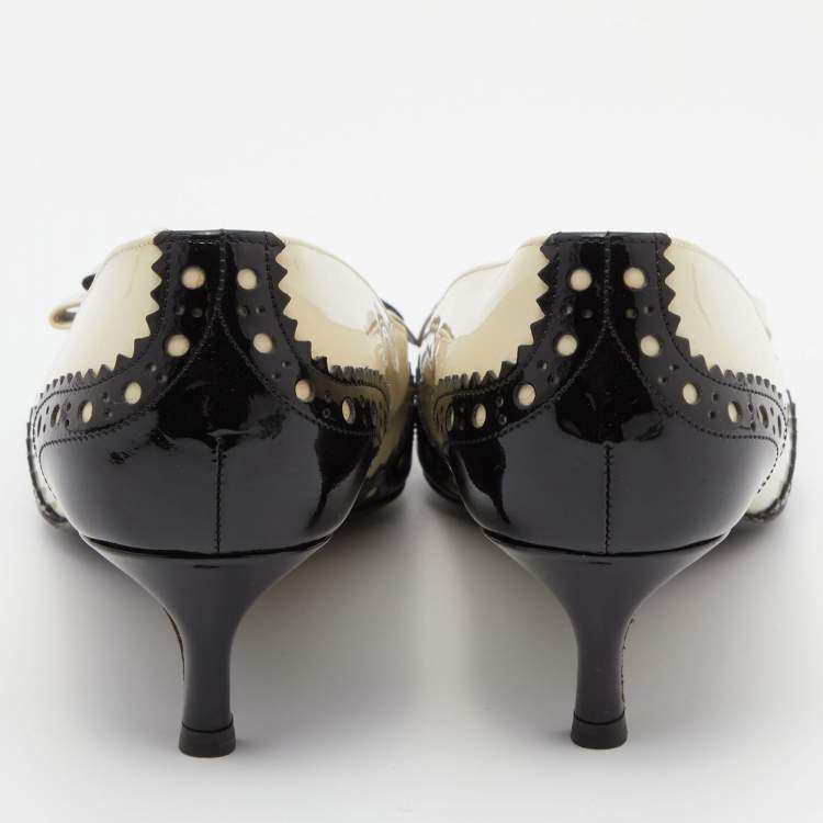 Pre Owned Miu Miu Two Tone Patent Leather Double Bow Pointed Toe Pumps Size 38