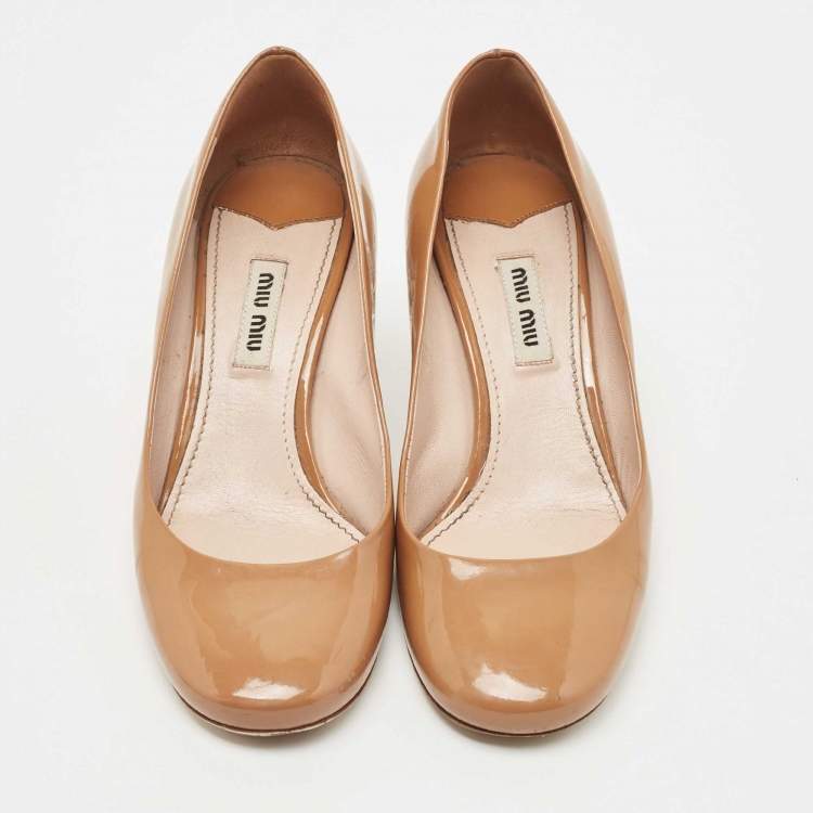 Pre Owned Miu Miu Brown Patent Leather Crystal Embellished Block Heel Pumps Size 36