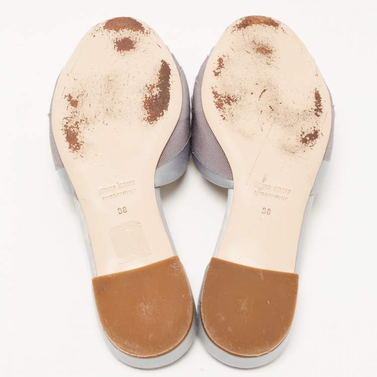 Pre Owned Miu Miu Grey Satin Crystal Embellished Flat Slides Size 38