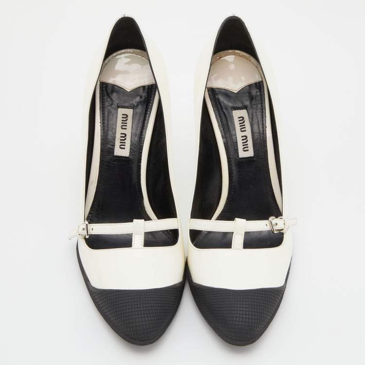 Pre Owned Miu Miu White/Black Patent Leather and Rubber Pumps Size 37.5