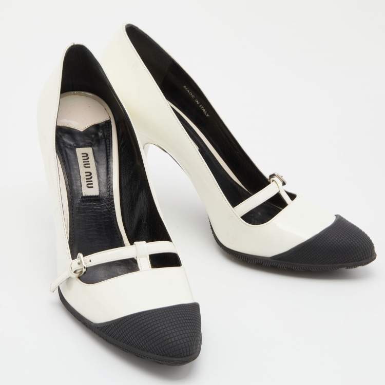 Pre Owned Miu Miu White/Black Patent Leather and Rubber Pumps Size 37.5
