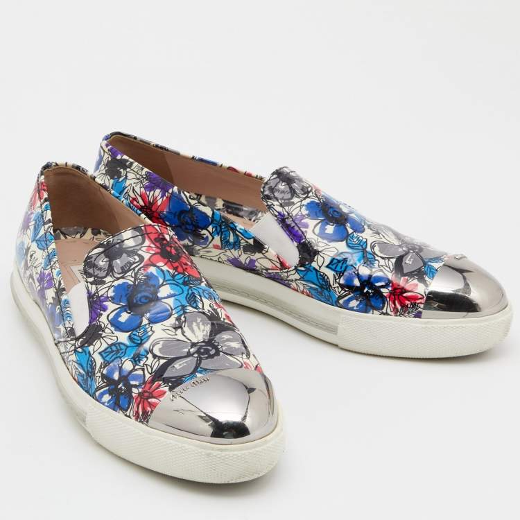 Pre Owned Miu Miu Multicolor Printed Patent Leather Metal Cap Toe Slip On Sneakers Size 38