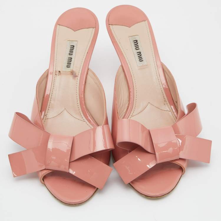 Pre Owned Miu Miu Pink Patent Leather Bow Slide Sandals Size 40