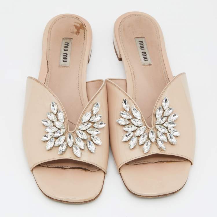 Pre Owned Miu Miu Beige Patent Leather Crystal Embellished Flat Slides Size 40