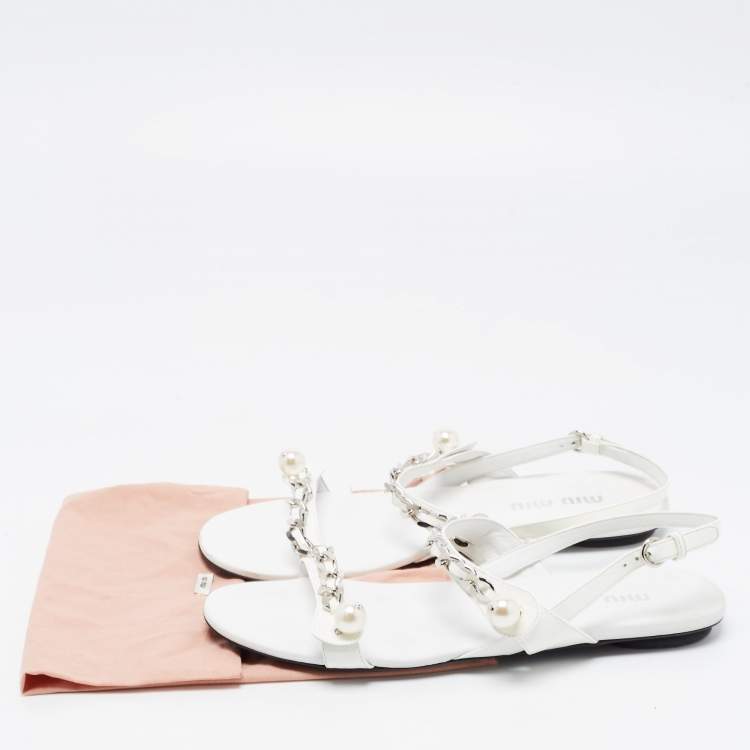 Pre Owned Miu Miu White Patent Leather Chain and Pearl Embellished Flat Sandals Size 40