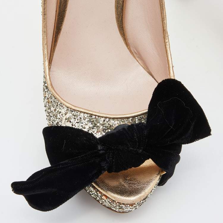 Pre Owned Miu Miu Gold Glitter Velvet Bow Peep Toe Platform Pumps Size 38.5