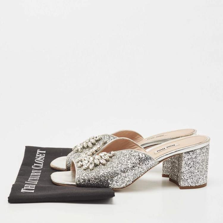 Pre Owned Miu Miu Silver Coarse Glitter Crystal Embellished Mules Size 40
