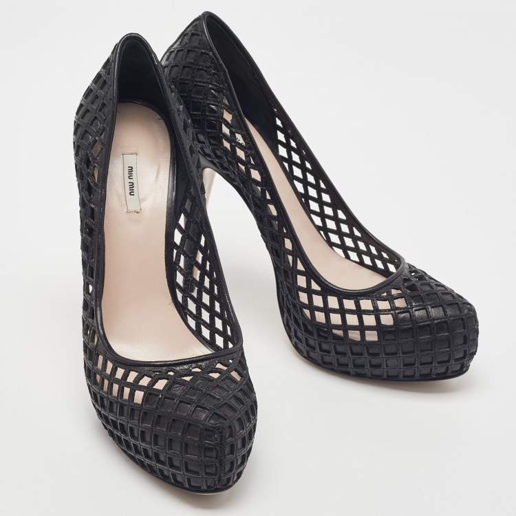 Pre Owned Miu Miu Black Laser Cut Leather Platform Pumps Size 39