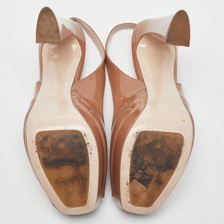 Pre Owned Miu Miu Beige Patent Leather Open Toe Platform Slingback Sandals Size 39.5