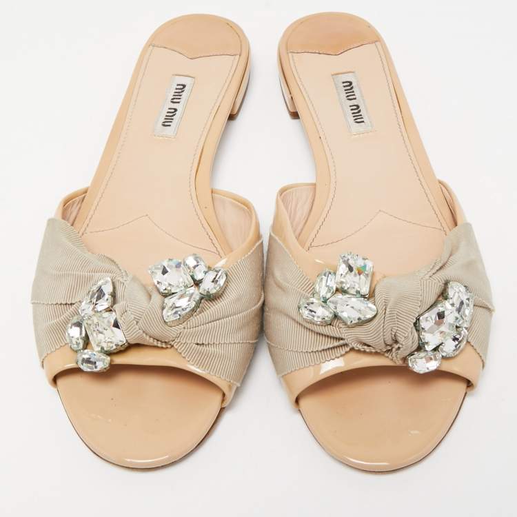 Pre Owned Miu Miu Two Tone Patent Leather and Knotted Canvas Crystal Embellished Flat Slides Size 39.5