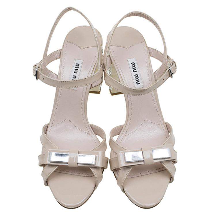 Pre Owned Miu Miu Beige Patent Crystal Heel Sandals Size 38.5