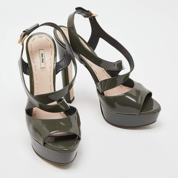 Pre Owned Miu Miu Olive Green Patent Leather Platform Ankle Cross Strap Sandals Size 39