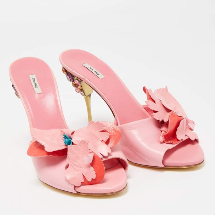 Pre Owned Miu Miu Pink Leather Flower Embellished Mules Size 38.5