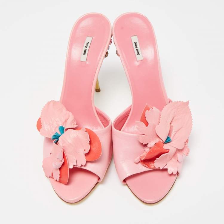 Pre Owned Miu Miu Pink Leather Flower Embellished Mules Size 38.5