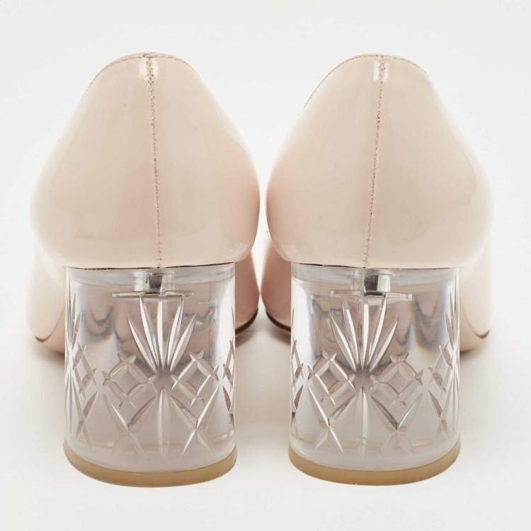 Pre Owned Miu Miu Light Pink Patent Leather Pumps Size 35