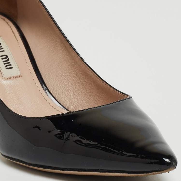 Pre Owned Miu Miu Black Patent Leather Pointed Toe Pumps Size 35