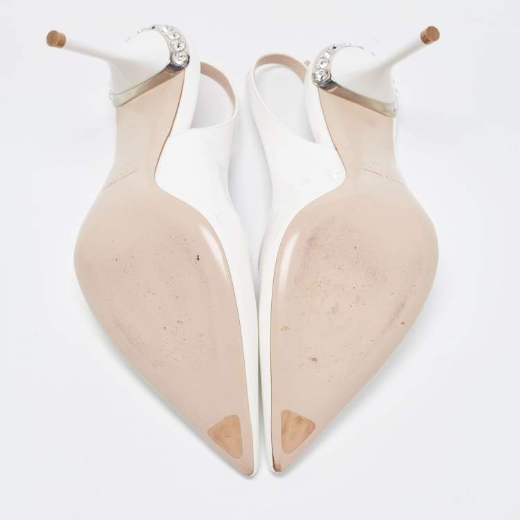 Pre Owned Miu Miu White Patent Leather Pointed Toe Slingback Pumps Size 37