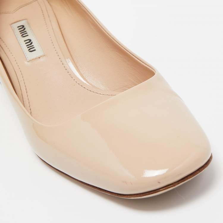 Pre Owned Miu Miu Beige Patent Leather Crystal Embellished Block Heel Pumps Size 37.5