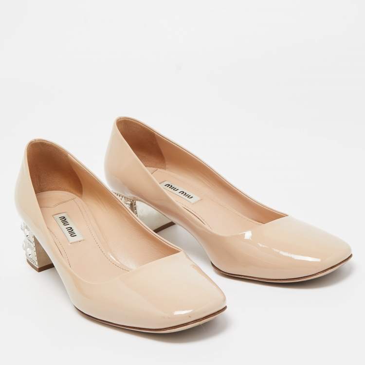 Pre Owned Miu Miu Beige Patent Leather Crystal Embellished Block Heel Pumps Size 37.5