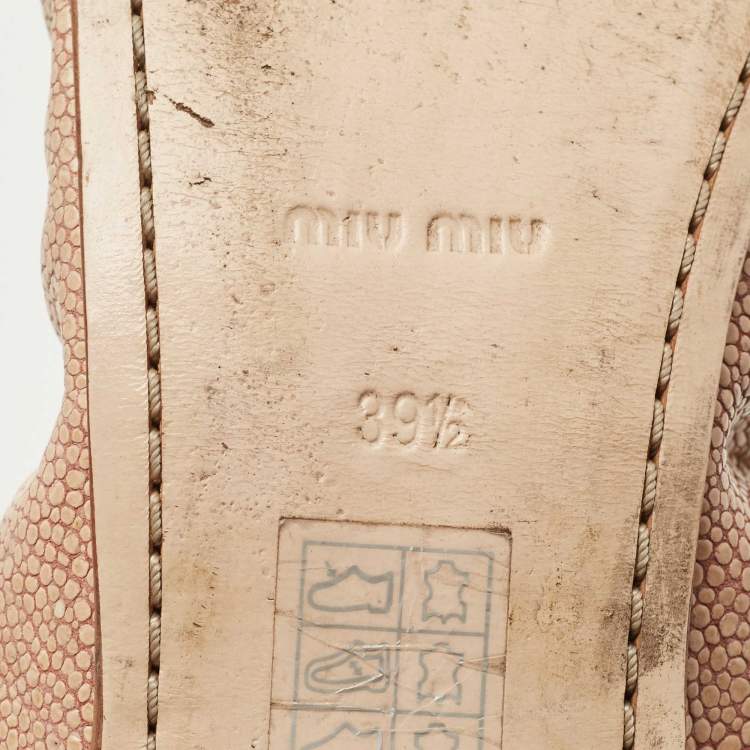 Pre Owned Miu Miu Beige Texture Leather Scrunch Bow Ballet Flats Size 39.5