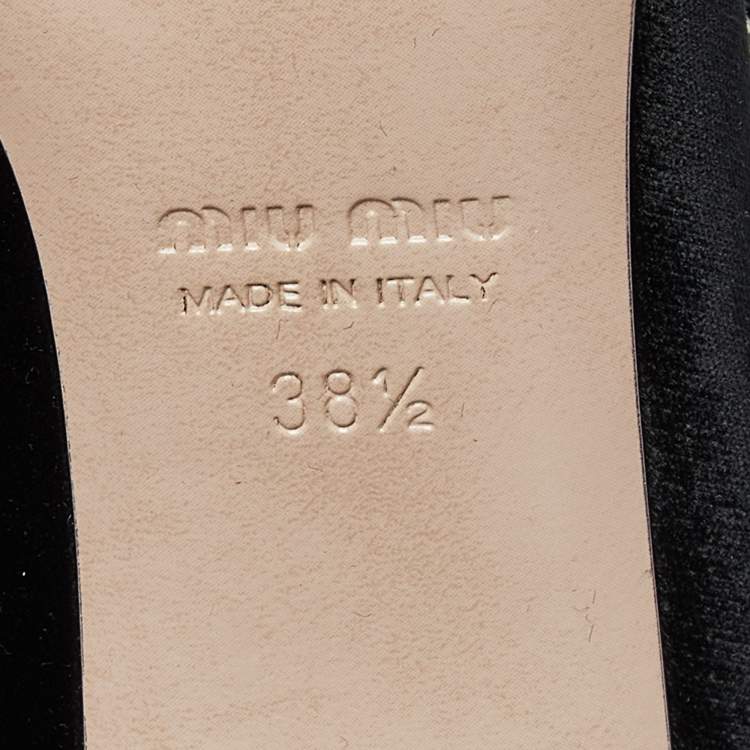 Pre Owned Miu Miu Black Velvet Pearl Embellished Mary Jane Pumps Size 38.5