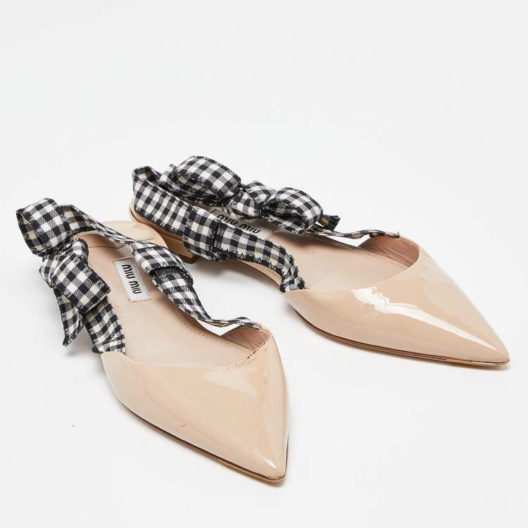 Pre Owned Miu Miu Beige Patent Leather and Gingham Fabric Bow Slingback Flats Size 37