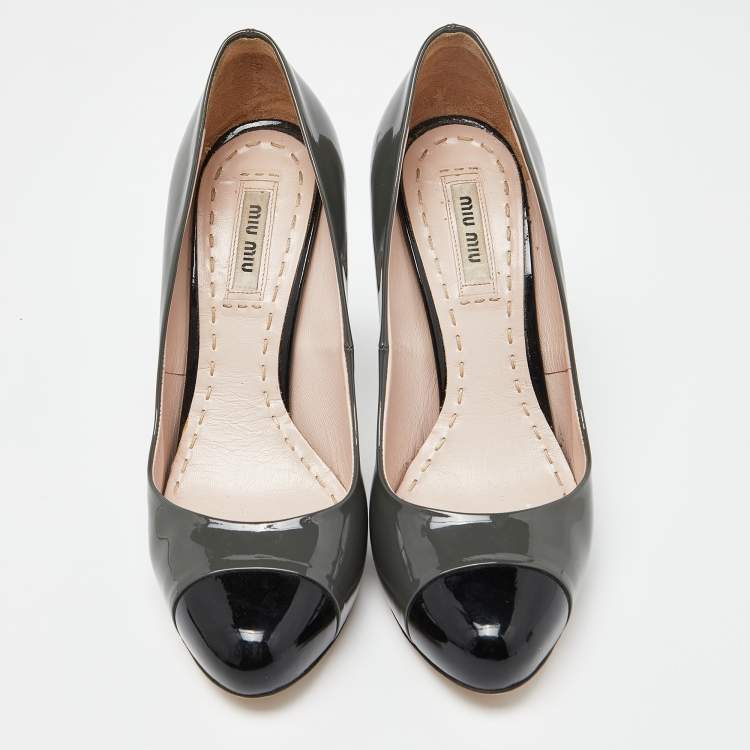 Pre Owned Miu Miu Grey/Black Patent Toe Cap Pumps Size 37