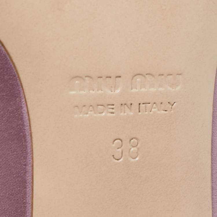 Pre Owned Miu Miu Purple Satin Crystal Embellished Pointed Toe Pumps Size 38