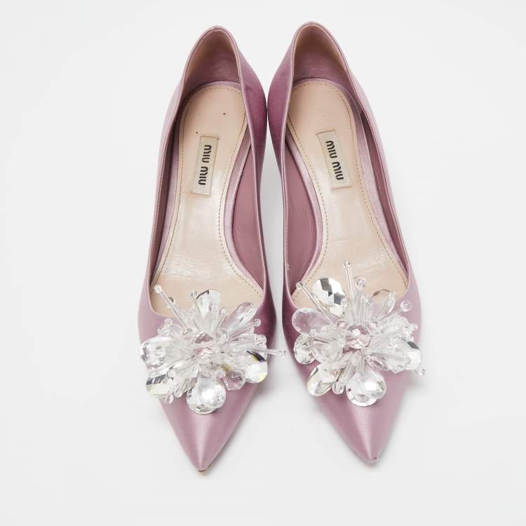 Pre Owned Miu Miu Purple Satin Crystal Embellished Pointed Toe Pumps Size 38