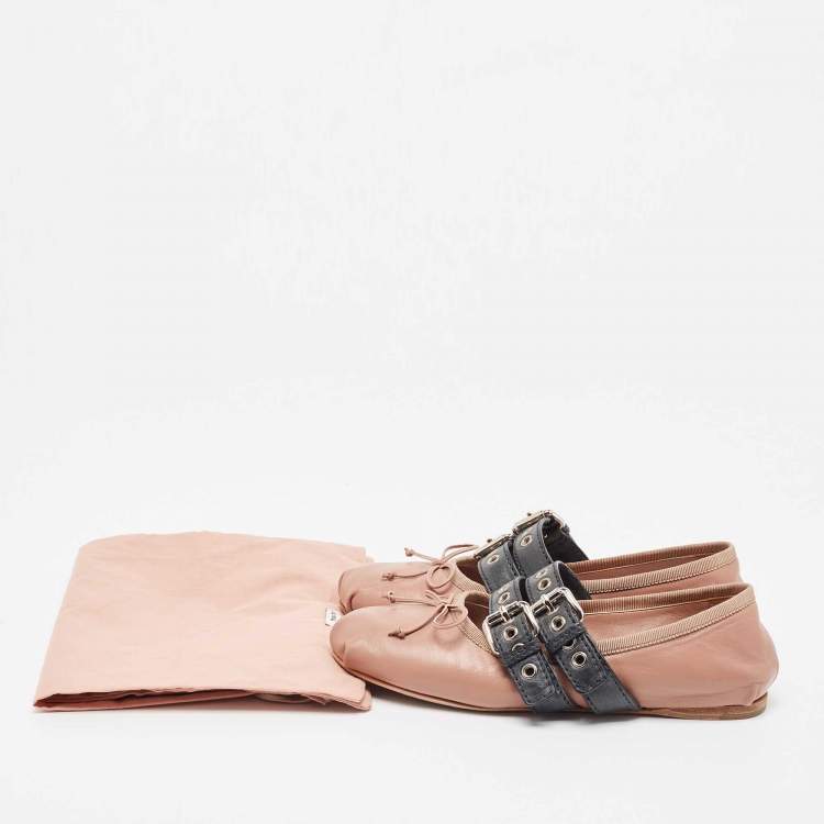 Pre Owned Miu Miu Dusty Pink and Black Leather Buckle Detail Bow Ballet Flats Size 36