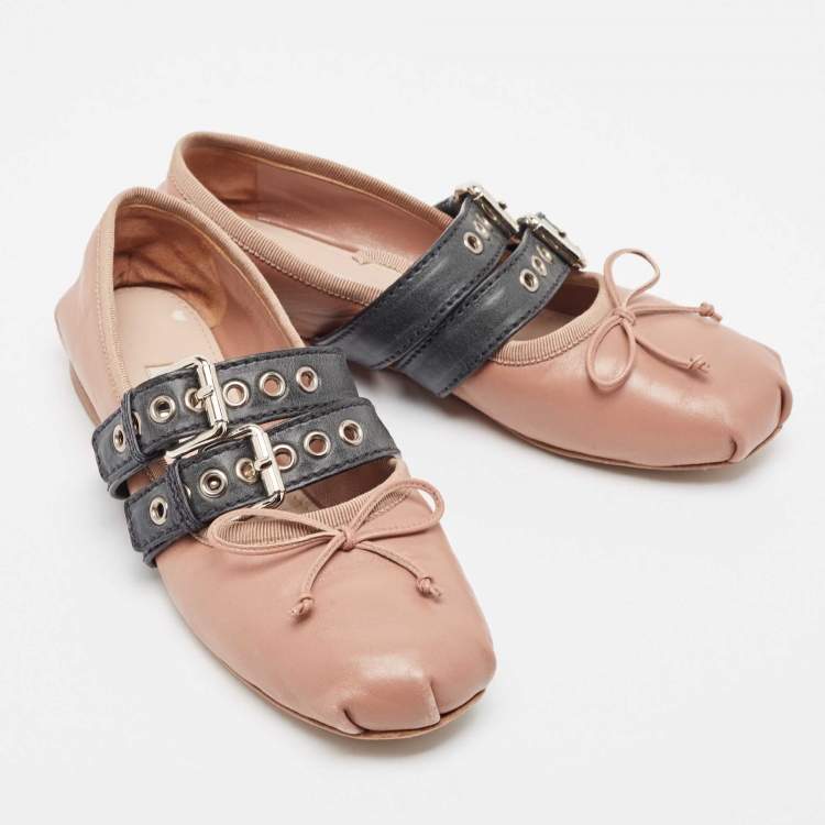 Pre Owned Miu Miu Dusty Pink and Black Leather Buckle Detail Bow Ballet Flats Size 36