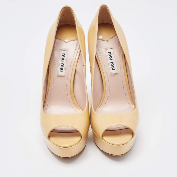 Pre Owned Miu Miu Beige Patent Leather Peep Toe Platform Pumps Size 36